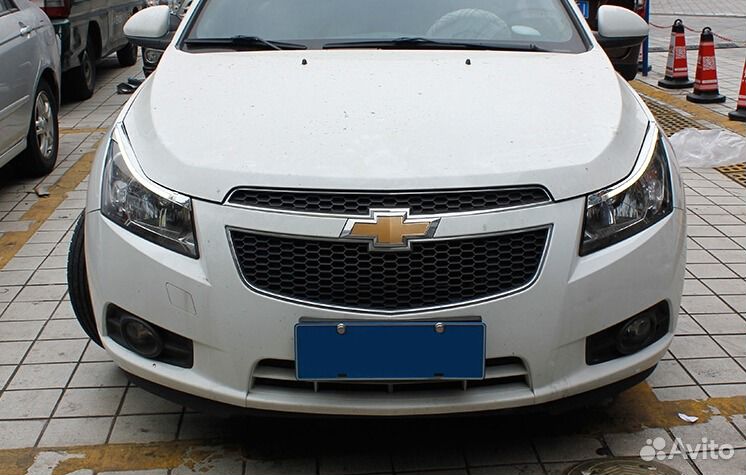 Светодиодные реснички на фары Chevrolet Cruze
