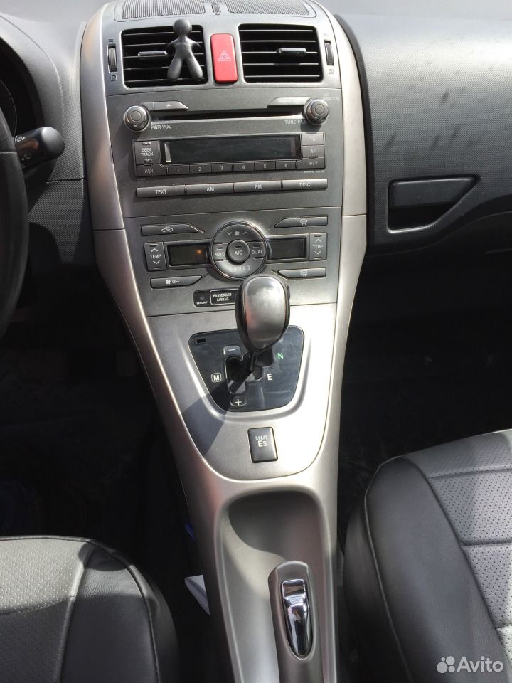 Toyota Auris 1.6 AMT, 2009, хетчбэк