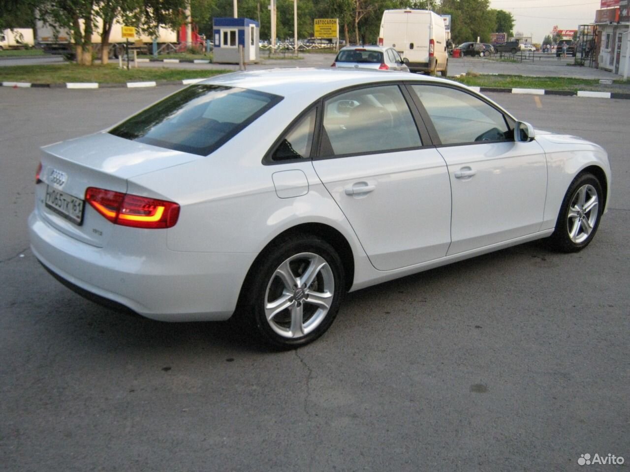 Audi a4 avito