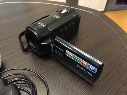 Видеокамера SAMSUNG SMX-F40BP/XER