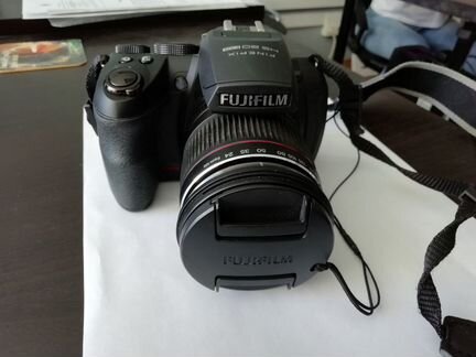 Фотоаппапар Fujifilm finepix HS 20 EXR