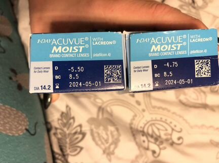 Линзы acuvue moist -5.5 -4.75