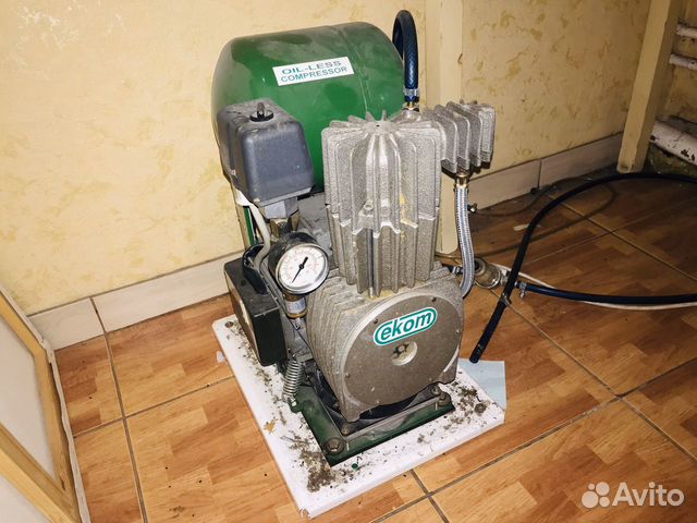 Безмасляный компрессор Ekom DK50 S (Словакия)