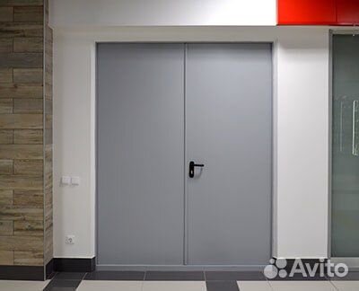 Дверь металлическая входная двустворчатая