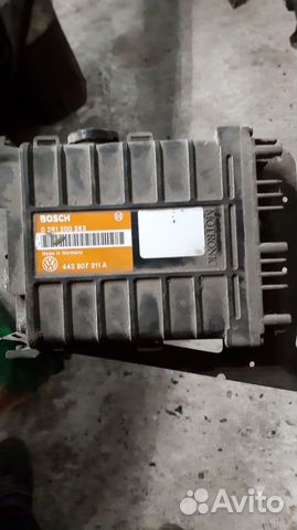 Блок управления двигателем Volkswagen Passat B3