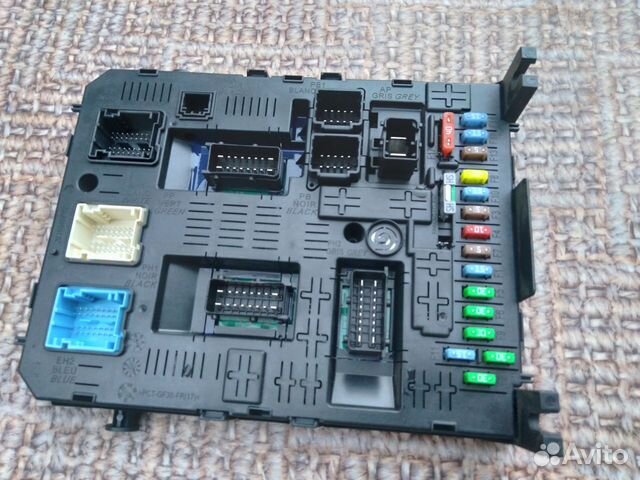 Блок предохранителей Peugeot 408 2014г