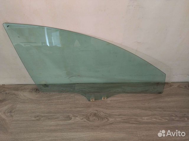 Стекло переднее правое Мазда 3 бл