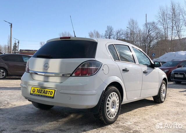 Opel Astra 1.6 МТ, 2013, 103 000 км