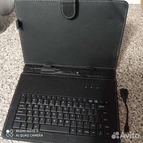 Чехол-клавиатура для планшета