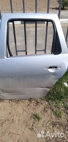 Дверь задняя левая renault duster