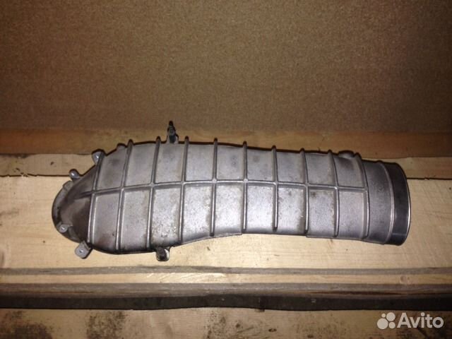 Впускной коллектор на Range Rover Sport 4.2 л Впускной коллектор на Range Rover Sport 4.2 л