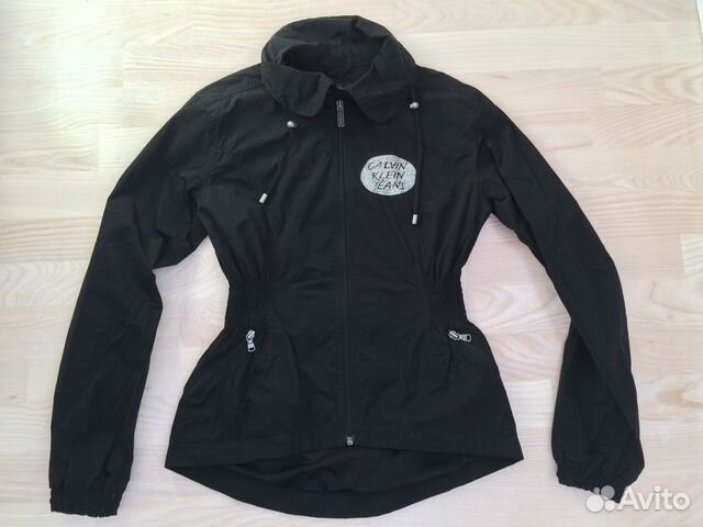 Ветровка Calvin Klein - S Ветровка Calvin Klein - S