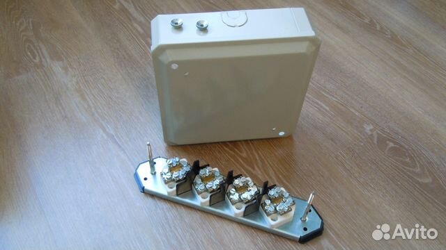 Legrand Клеммный блок (IP 30 IK 07 4П сеч. 25мм2)