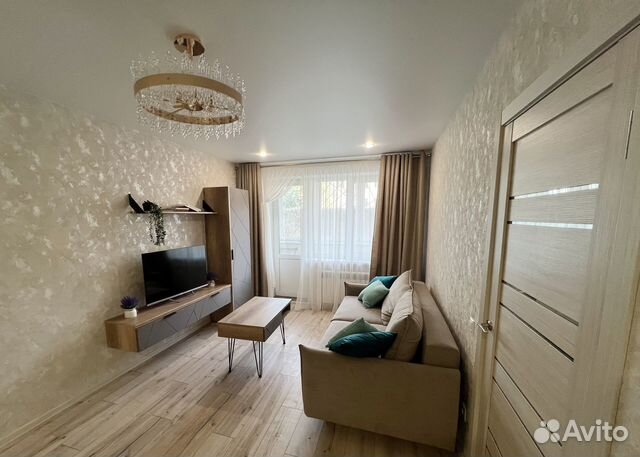 

1-к. квартира, 36 м², 1/9 эт.