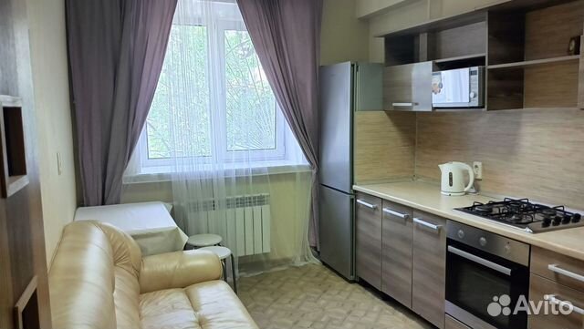 

1-к. квартира, 40 м², 1/4 эт.