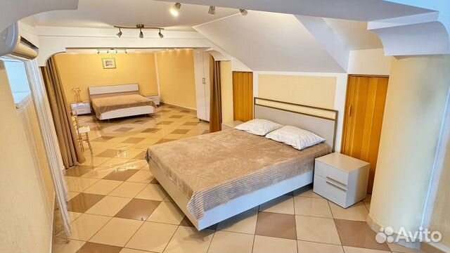 

Квартира-студия, 100 м², 4 кровати