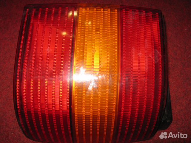 Фонарь задний правый наружный VW passat b4 variant