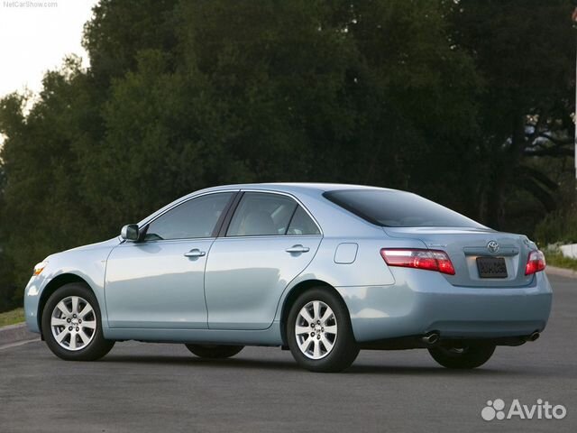 Лобовое, боковое, заднее стекло Toyota Camry