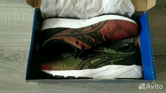 Кроссовки Asics