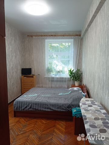 

2-к. квартира, 70 м², 3/4 эт.