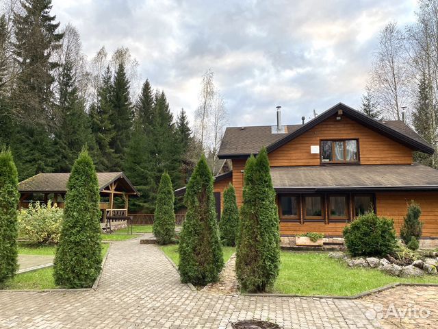 

3-к. коттедж, 175 м²