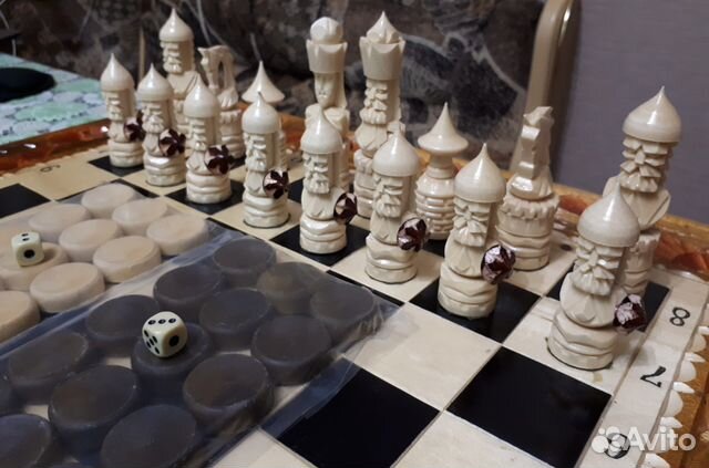 Шахматы+нарды+шашки, резные-ручная работа Шахматы+нарды+шашки, резные-ручная работа