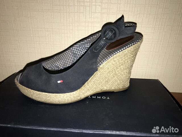 Босоножки Tommy Hilfiger р.36-37