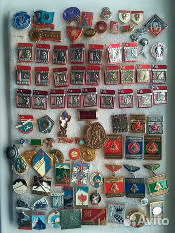 Значки, медали, монеты