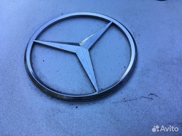 Mercedes-Benz крышка двигателя 642 Mercedes-Benz крышка двигателя 642