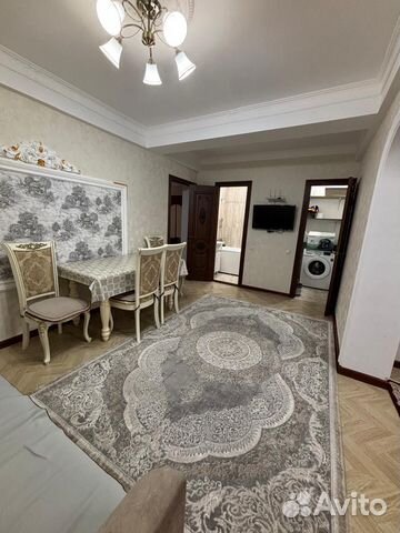 

2-к. квартира, 90 м², 8/9 эт.