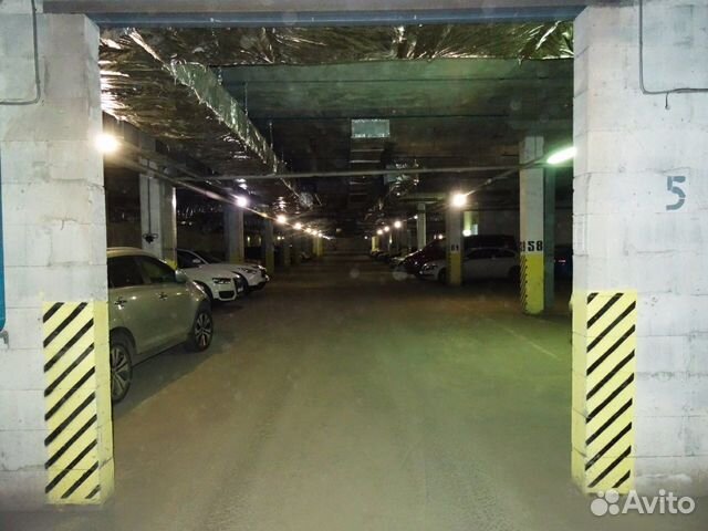 Машиноместо, 18 м²