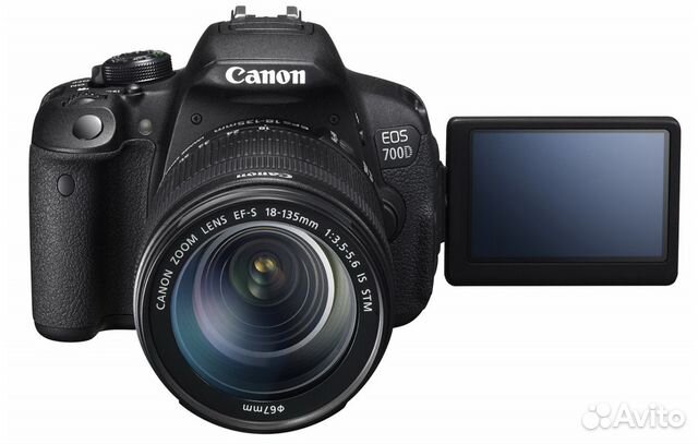 Продам Canon EOS 700D Kit 18-135 IS STM Black