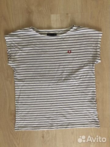 Женская футболка Fred Perry, размер S Женская футболка Fred Perry, размер S