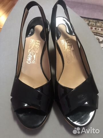 Босоножки от Ferragamo Италия Босоножки от Ferragamo Италия