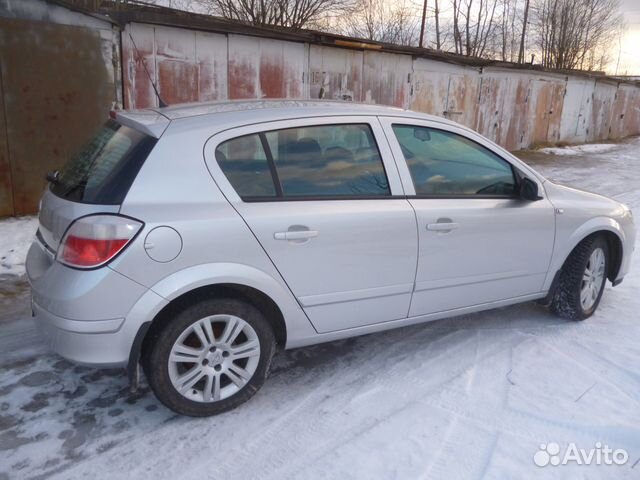 Разбираю Opel Astra H Опель Астра Ш седан, хетчбе
