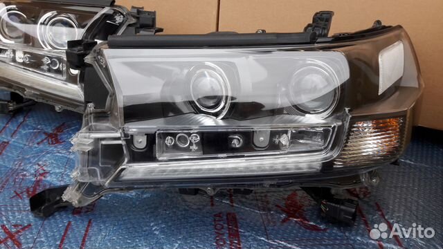 Фара Toyota land cruiser 200 excalibur 2018