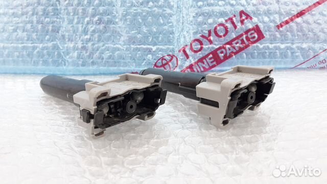 Форсунка фары Toyota Land Cruiser 200 15-20 Форсунка фары Toyota Land Cruiser 200 15-20