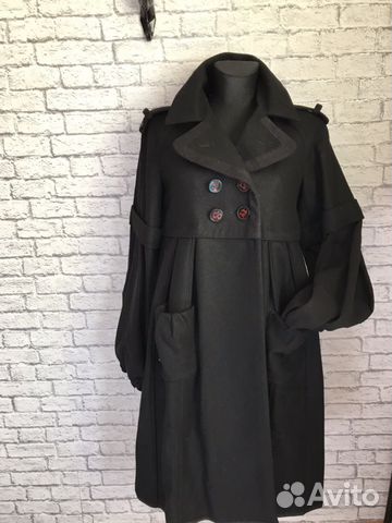 Шикарное пальто Isola Marras Шикарное пальто Isola Marras