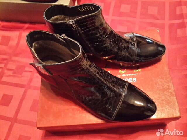 Ботильоны новые кожа лак Польша