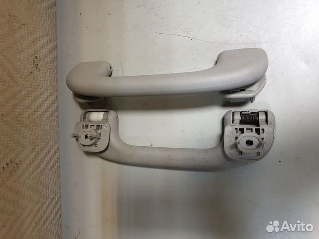 Ручка потолочная Mercedes 164 ML GL