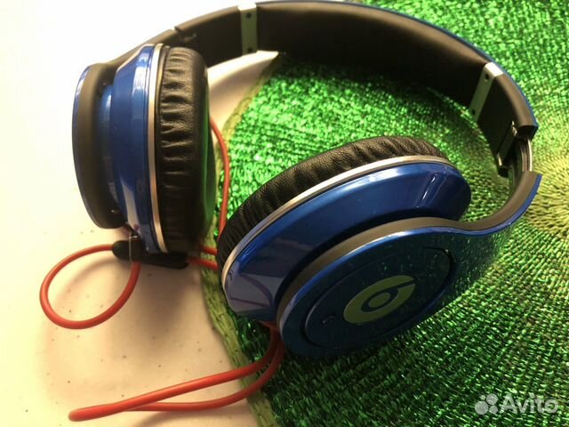Наушники beats в хорошем состоянии