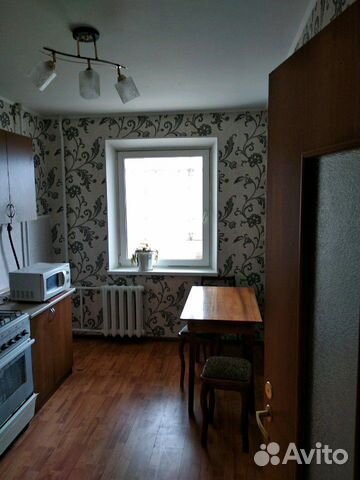 1-к квартира, 42 м², 4/10 эт. 1-к квартира, 42 м², 4/10 эт.