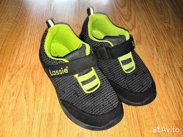 Кроссовки lessie р.32 на 31(маломерят) Кроссовки lessie р.32 на 31(маломерят)