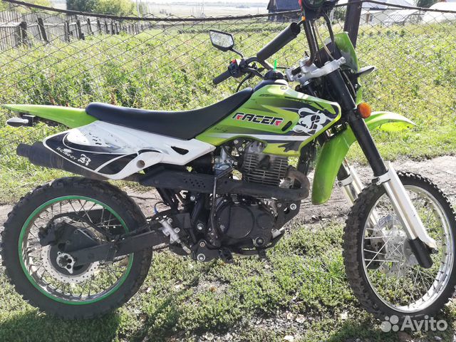 Racer enduro 150 gy. Рейсер эндуро 150. Рейсер 150 кубов эндуро. Racer Enduro 150 кубов.