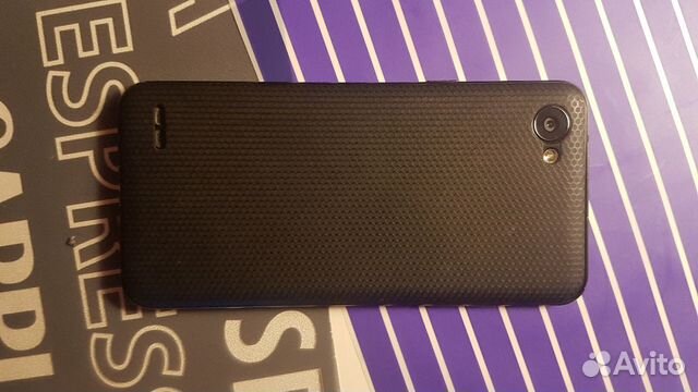 Телефон LG Q6a Телефон LG Q6a