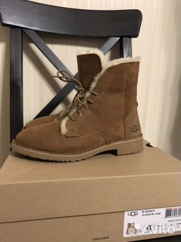 Почти новые зимние ботинки UGG Почти новые зимние ботинки UGG