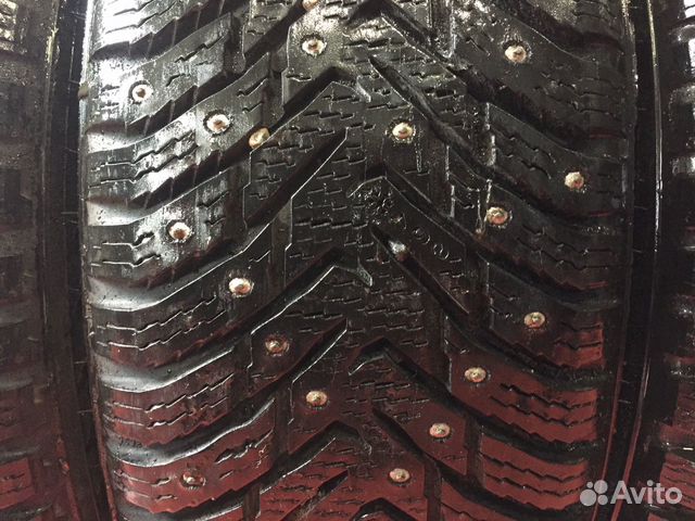 R16 205/60 Nokian Hakkapeliitta 8 как новые