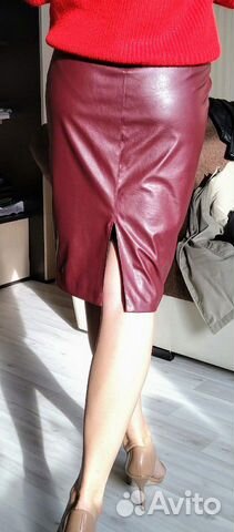 Юбка-карандаш цвета Burgundy