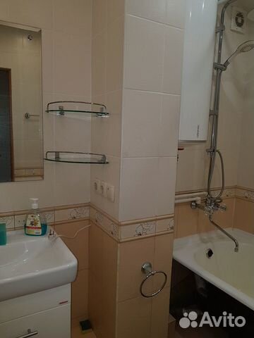 1-к квартира, 40 м², 9/10 эт.
