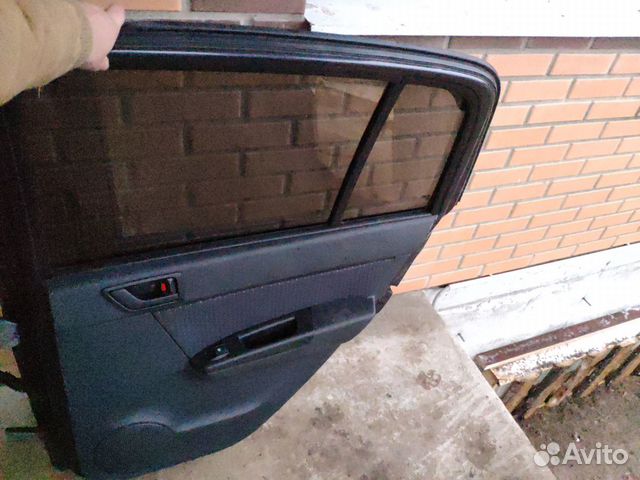 Задняя правая дверь хендай гетц темно-серый